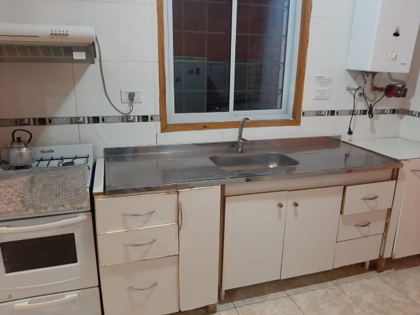 Casa con pileta y quincho