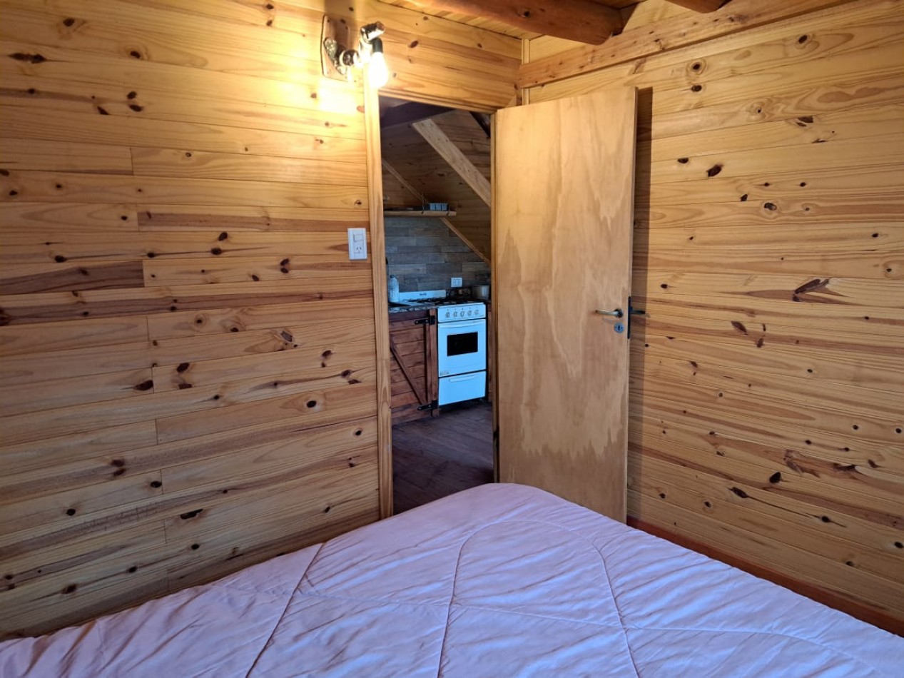 Cabaña madera 2 dorm, cochera