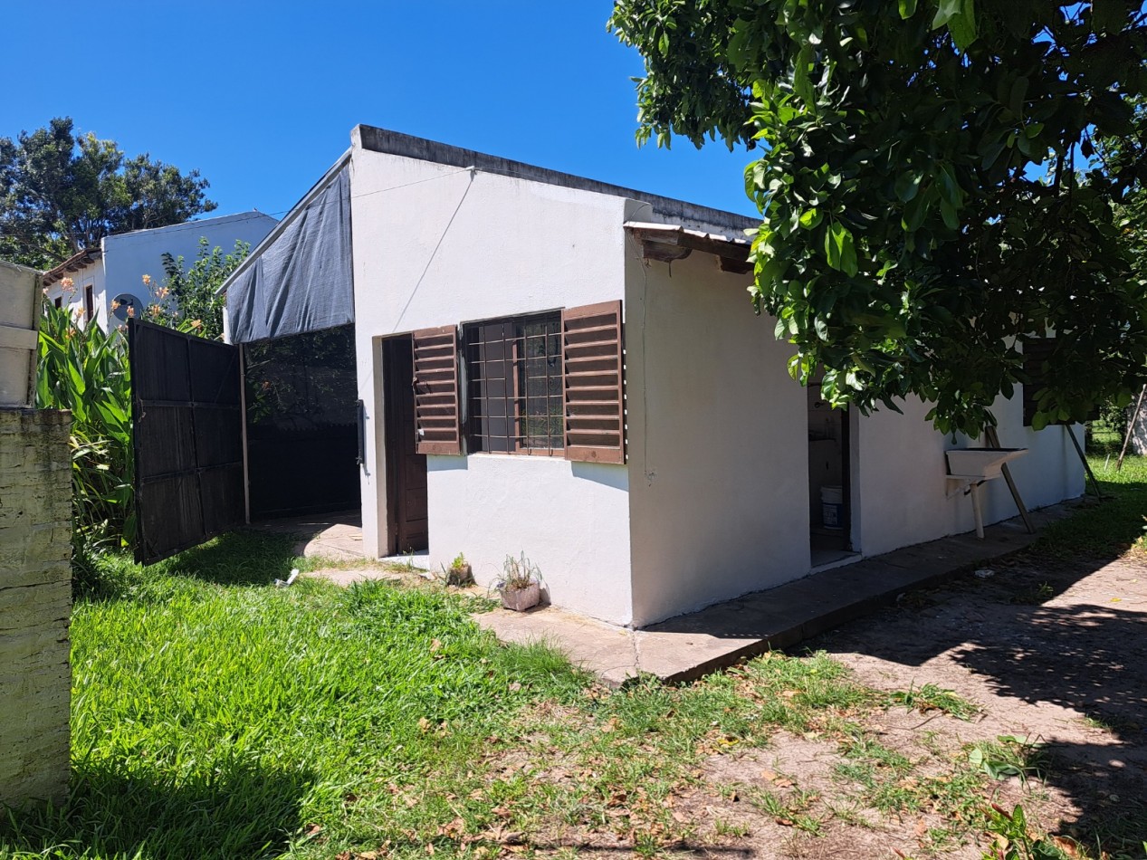 Casa 2 dormitorios amplio parquizado